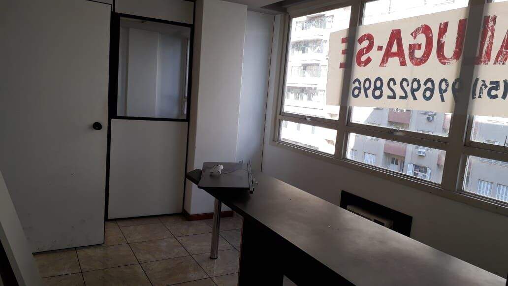 Sala/Conjunto Comercial com para aluguel, 135m² - Centro Histórico - Porto Alegre: 