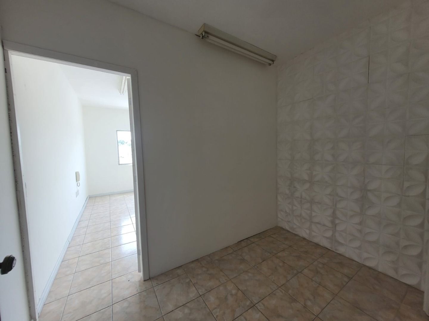Sala/Conjunto Comercial com para aluguel, 29m² - Passo das Pedras - Gravataí: 