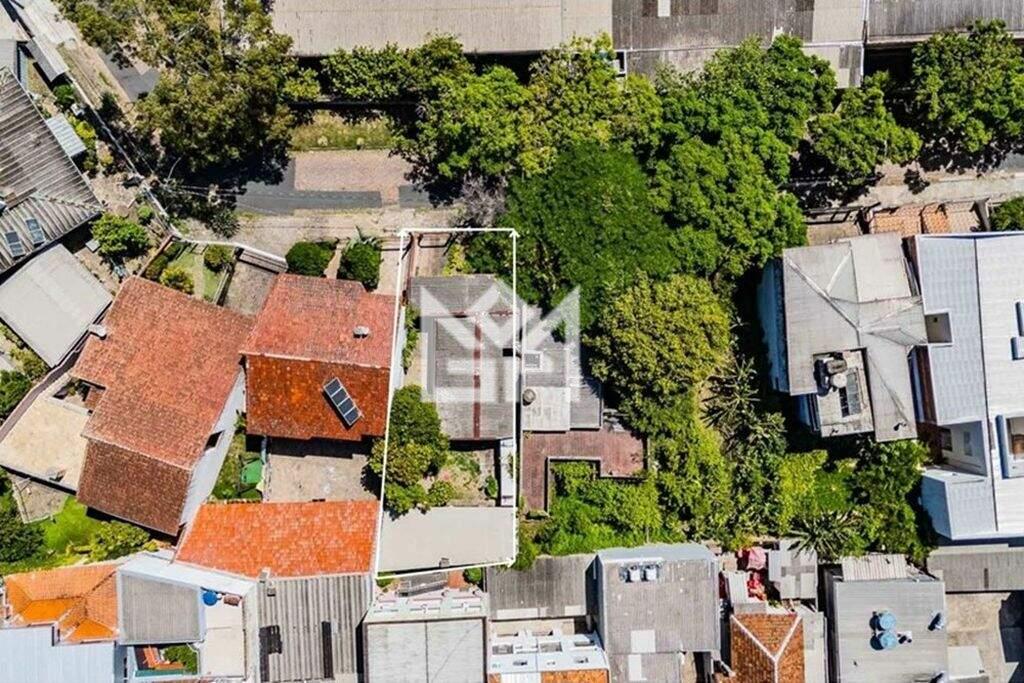 Terreno/Lote com à venda, 345m² - Vila Ipiranga - Porto Alegre: 
