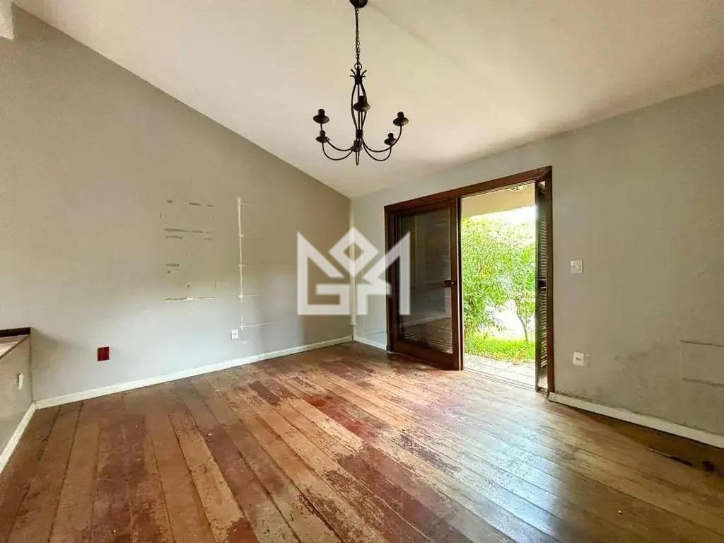 Casa com 3 quartos para aluguel, 240m² - Jardim Itu Sabará - Porto Alegre: 