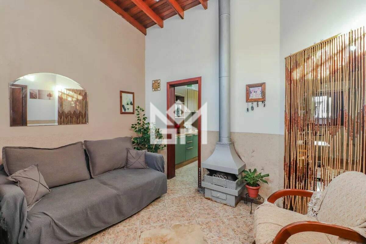 Casa com 3 quartos à venda, 120m² - Sarandi - Porto Alegre: 