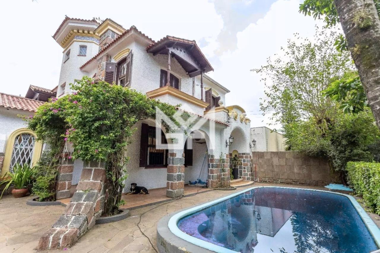 Casa com 3 quartos à venda, 750m² - Petrópolis - Porto Alegre: 