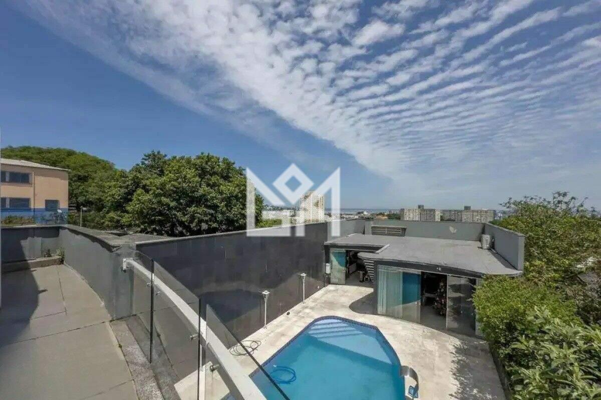 Casa com 3 quartos à venda, 421m² - Santo Antônio - Porto Alegre: 