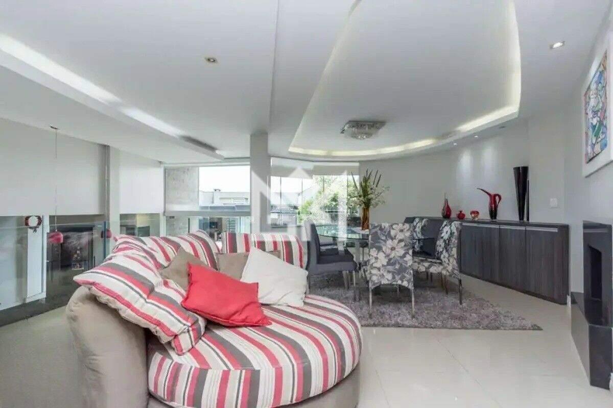 Casa com 3 quartos à venda, 421m² - Santo Antônio - Porto Alegre: 