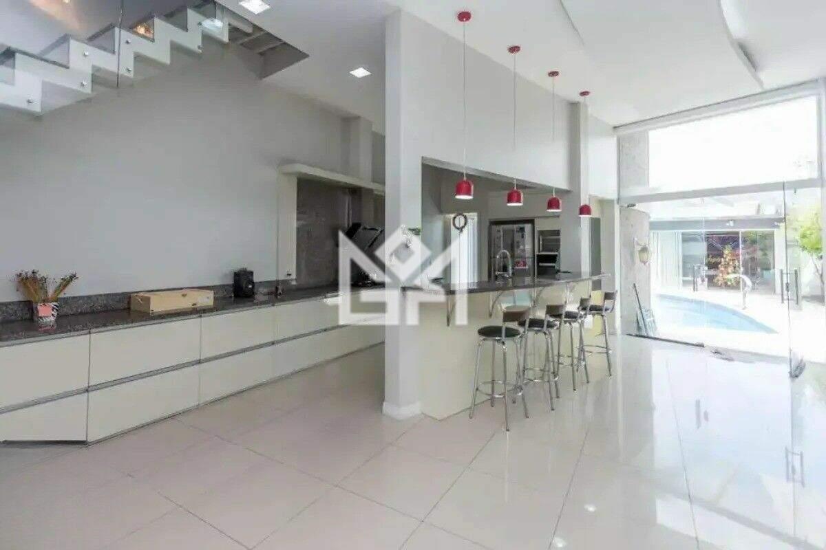 Casa com 3 quartos à venda, 421m² - Santo Antônio - Porto Alegre: 