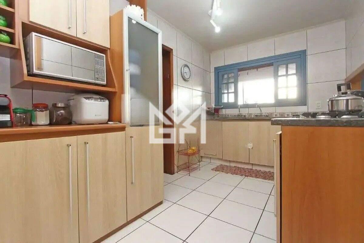 Casa com 4 quartos à venda, 490m² - Jardim Itu Sabará - Porto Alegre: 
