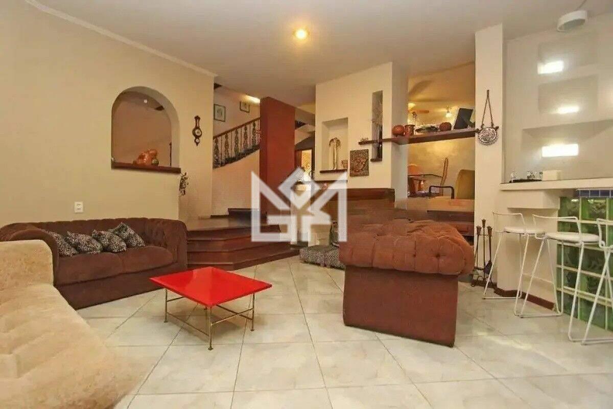 Casa com 4 quartos à venda, 490m² - Jardim Itu Sabará - Porto Alegre: 