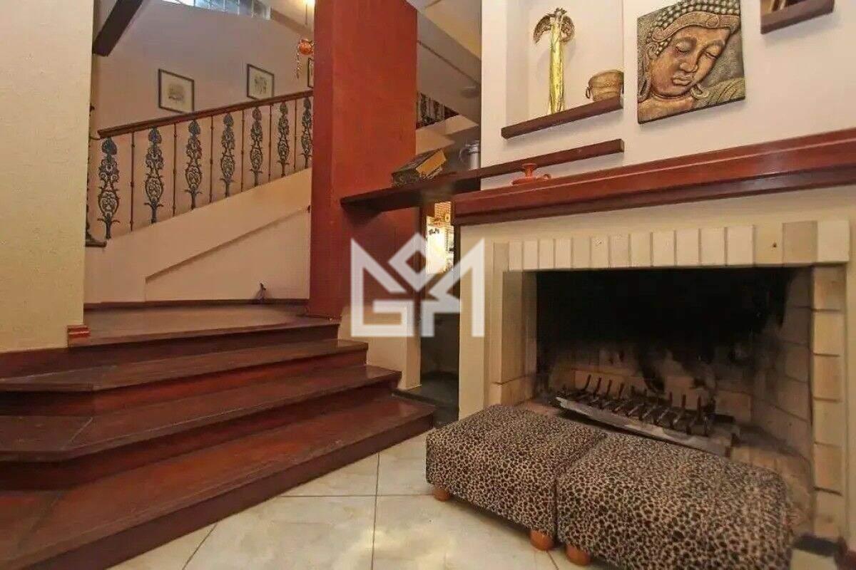 Casa com 4 quartos à venda, 490m² - Jardim Itu Sabará - Porto Alegre: 