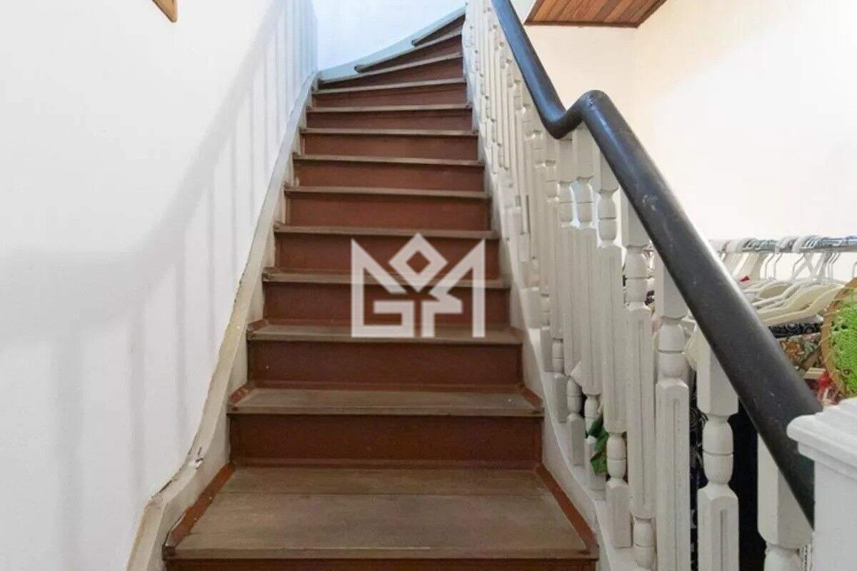 Casa com 4 quartos à venda, 180m² - Centro - Porto Alegre: 