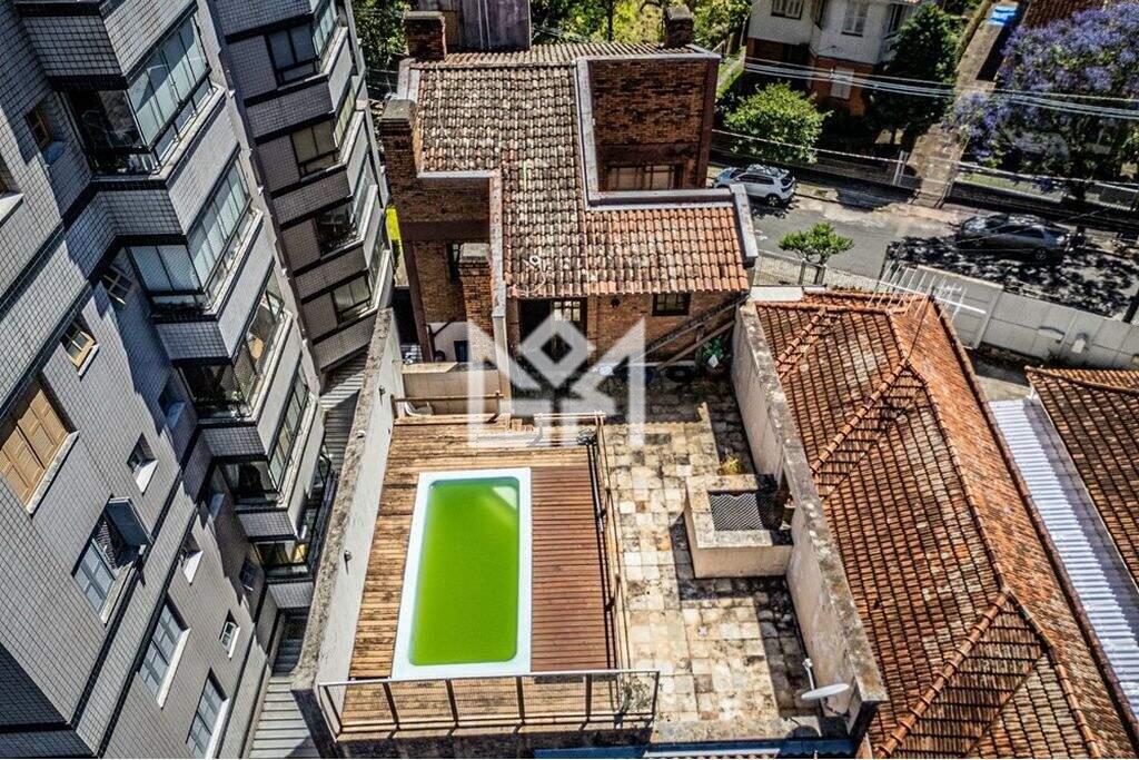 Prédio com à venda, 536,53m² - São João - Porto Alegre: 