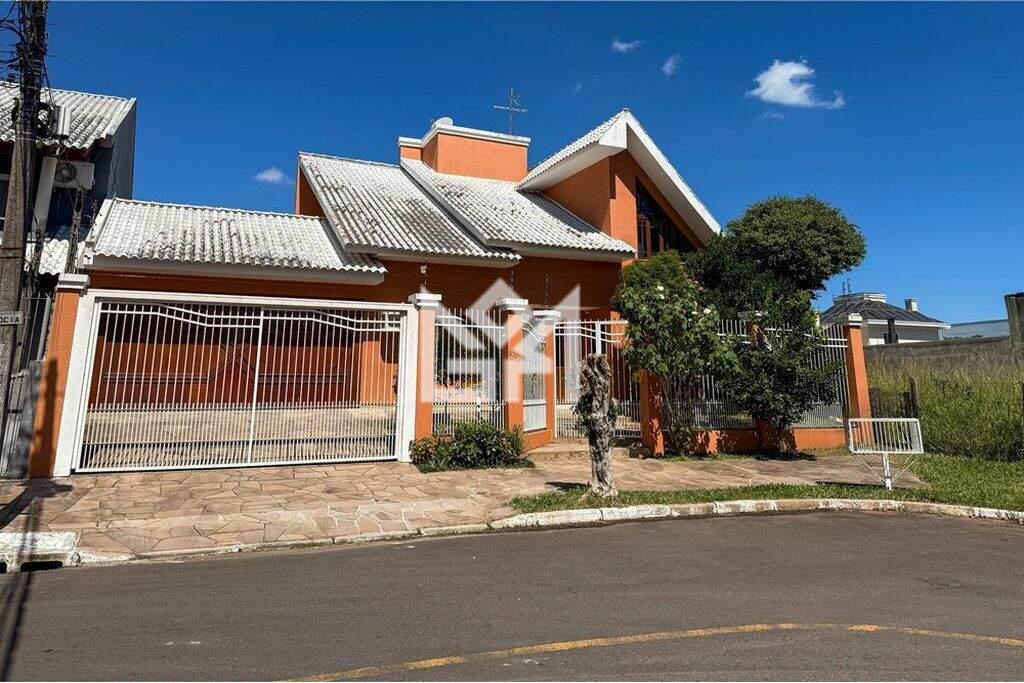 Casa com 6 quartos à venda, 410m² - Marechal Rondon - Canoas: 
