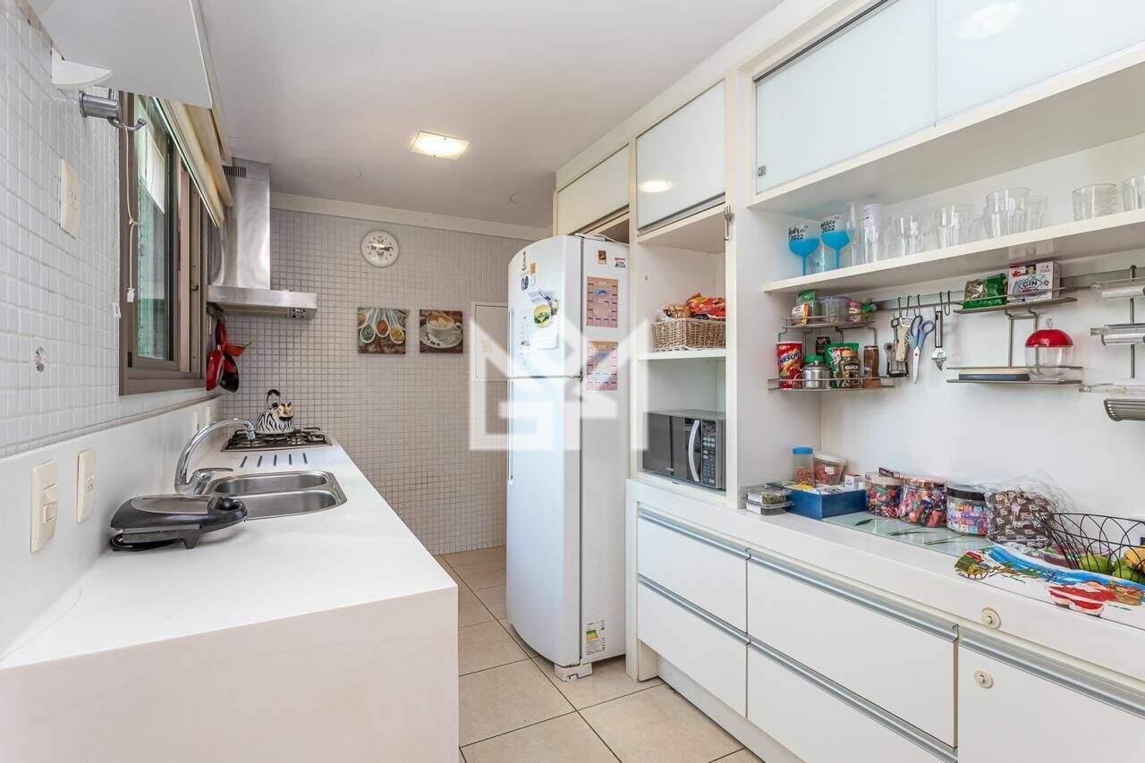 Apartamento com 3 quartos à venda, 120m² - Três Figueiras - Porto Alegre: 