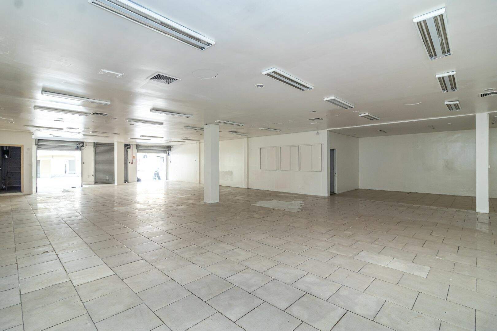 Loja com para aluguel, 294m² - Glória - Porto Alegre: 