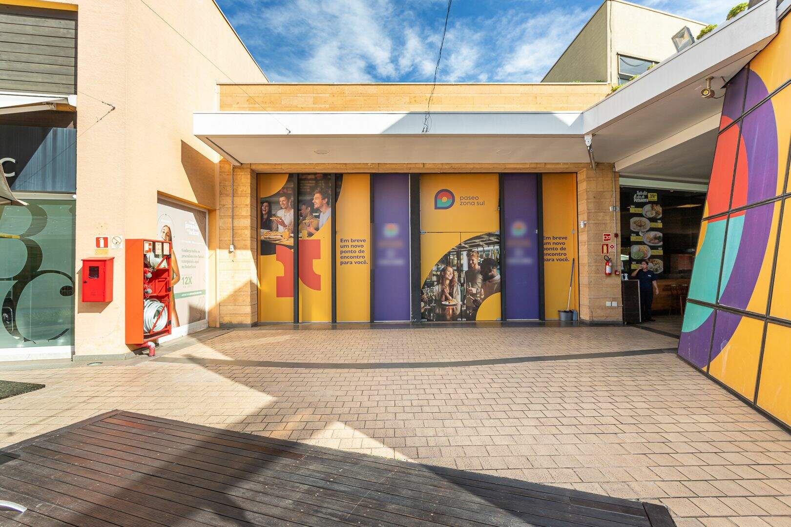 Loja com para aluguel, 106m² - Tristeza - Porto Alegre: 