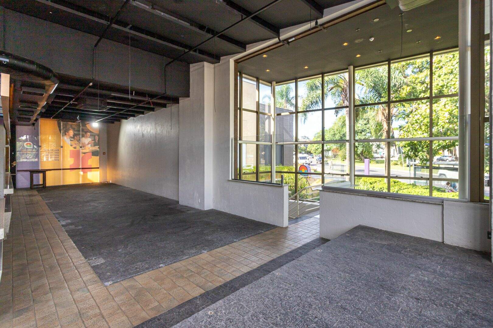 Loja com para aluguel, 106m² - Tristeza - Porto Alegre: 