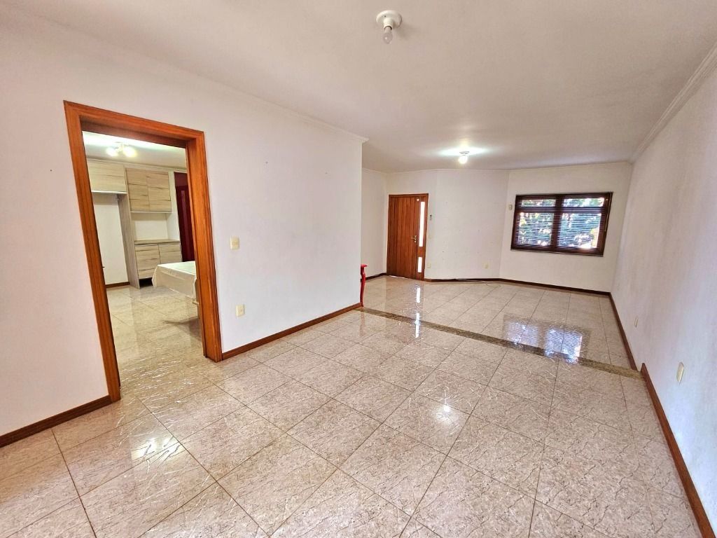 Casa com 4 quartos para aluguel, 360m² - Oriçó - Gravataí: 