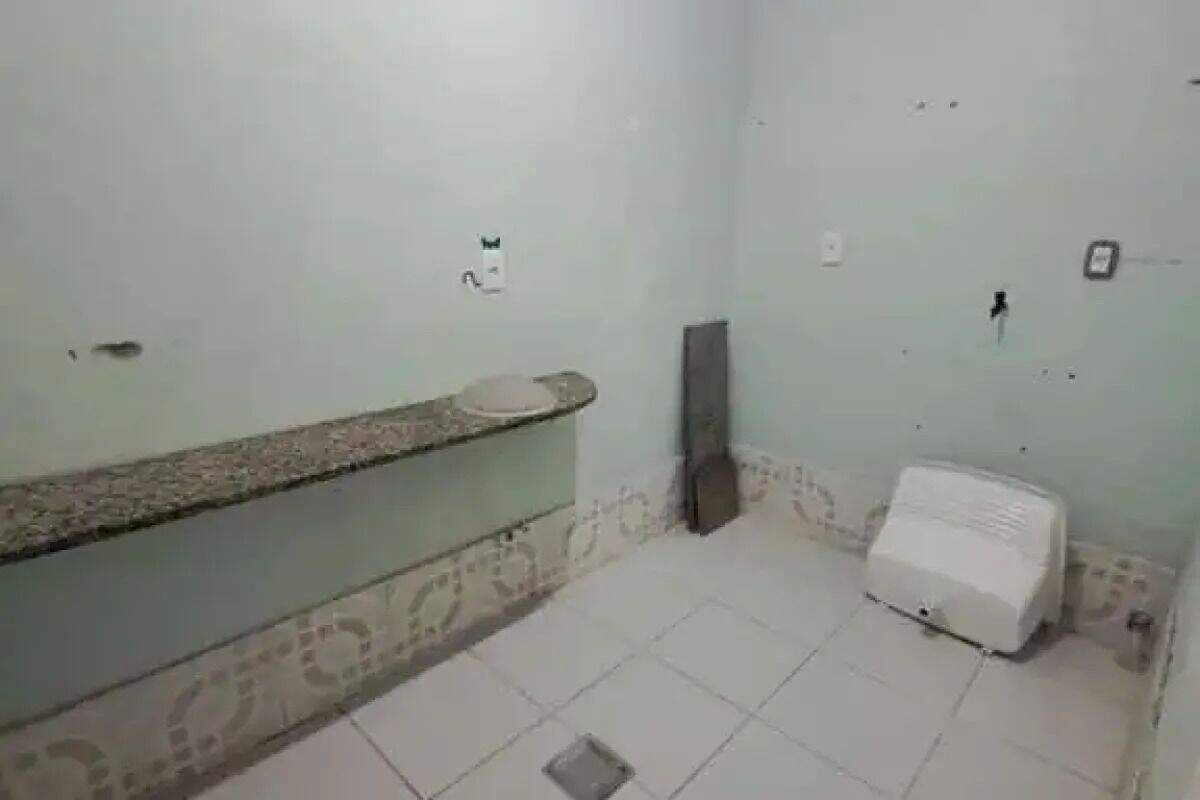 Loja com para aluguel, 100m² - São Sebastião - Porto Alegre: 