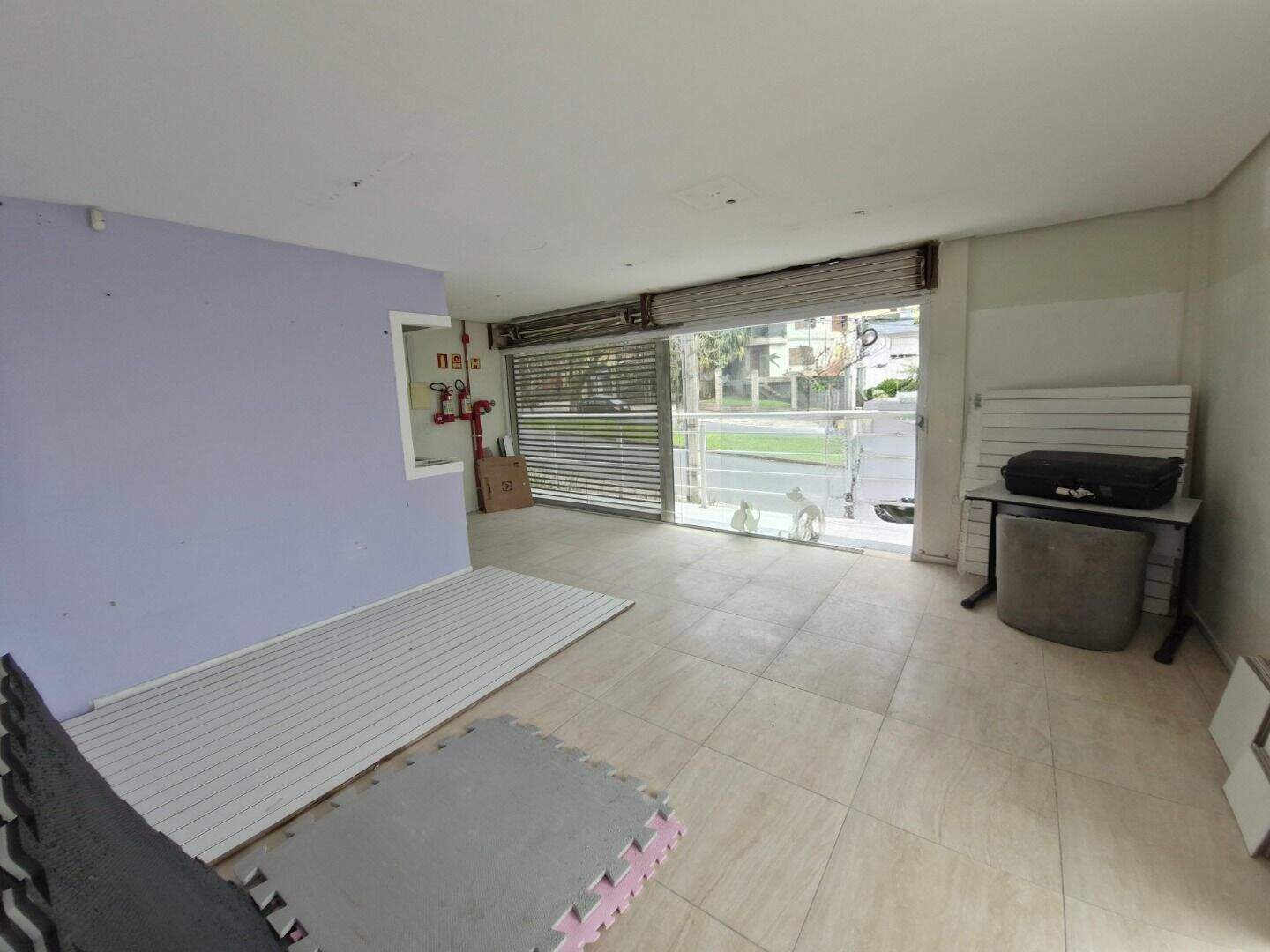 Loja com para aluguel, 45m² - Jardim Itu Sabará - Porto Alegre: 
