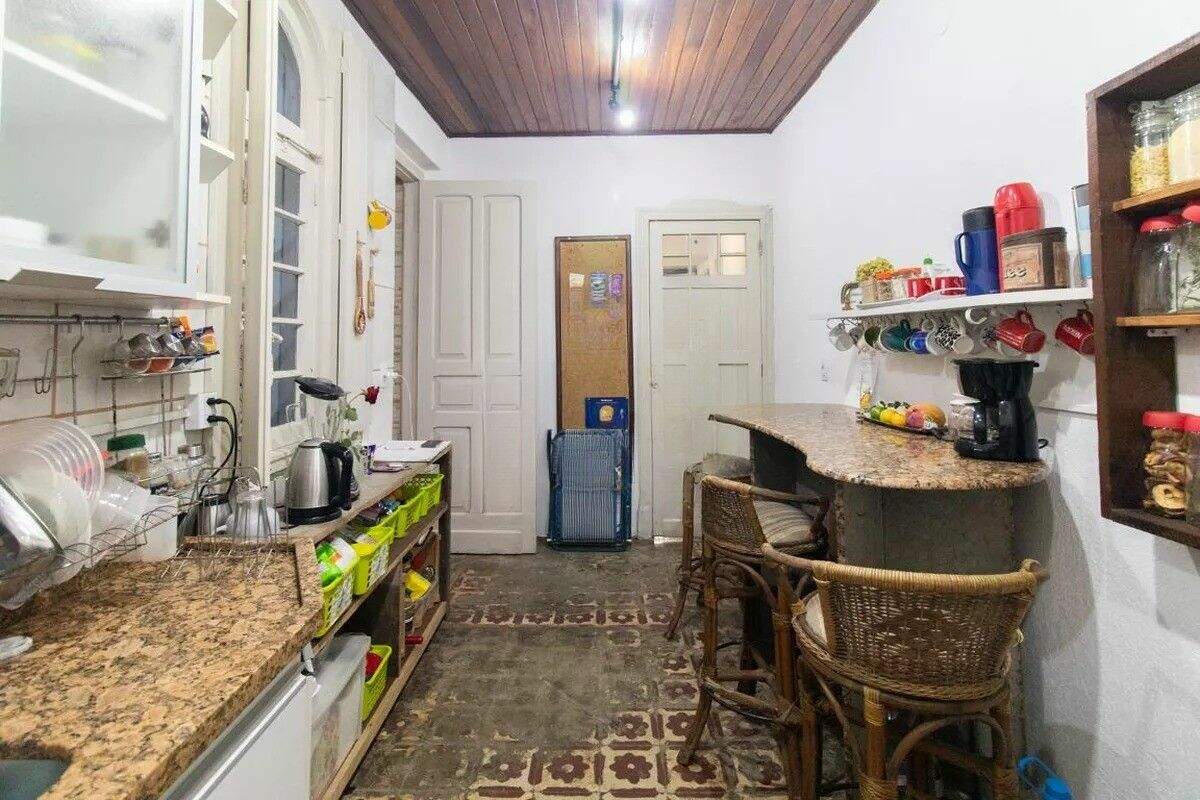 Casa com 4 quartos para aluguel, 180m² - Centro - Porto Alegre: 