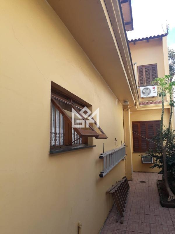 Casa com 3 quartos para aluguel, 200m² - Auxiliadora - Porto Alegre: 