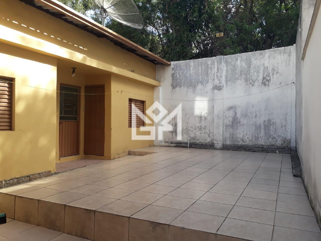 Casa com 3 quartos para aluguel, 200m² - Auxiliadora - Porto Alegre: 