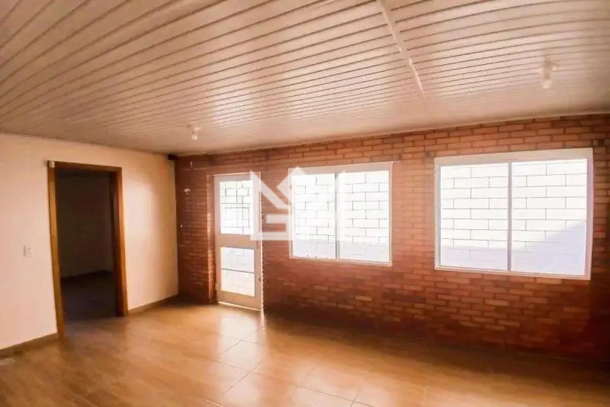 Casa com 1 quarto para aluguel, 80m² - Navegantes - Porto Alegre: 