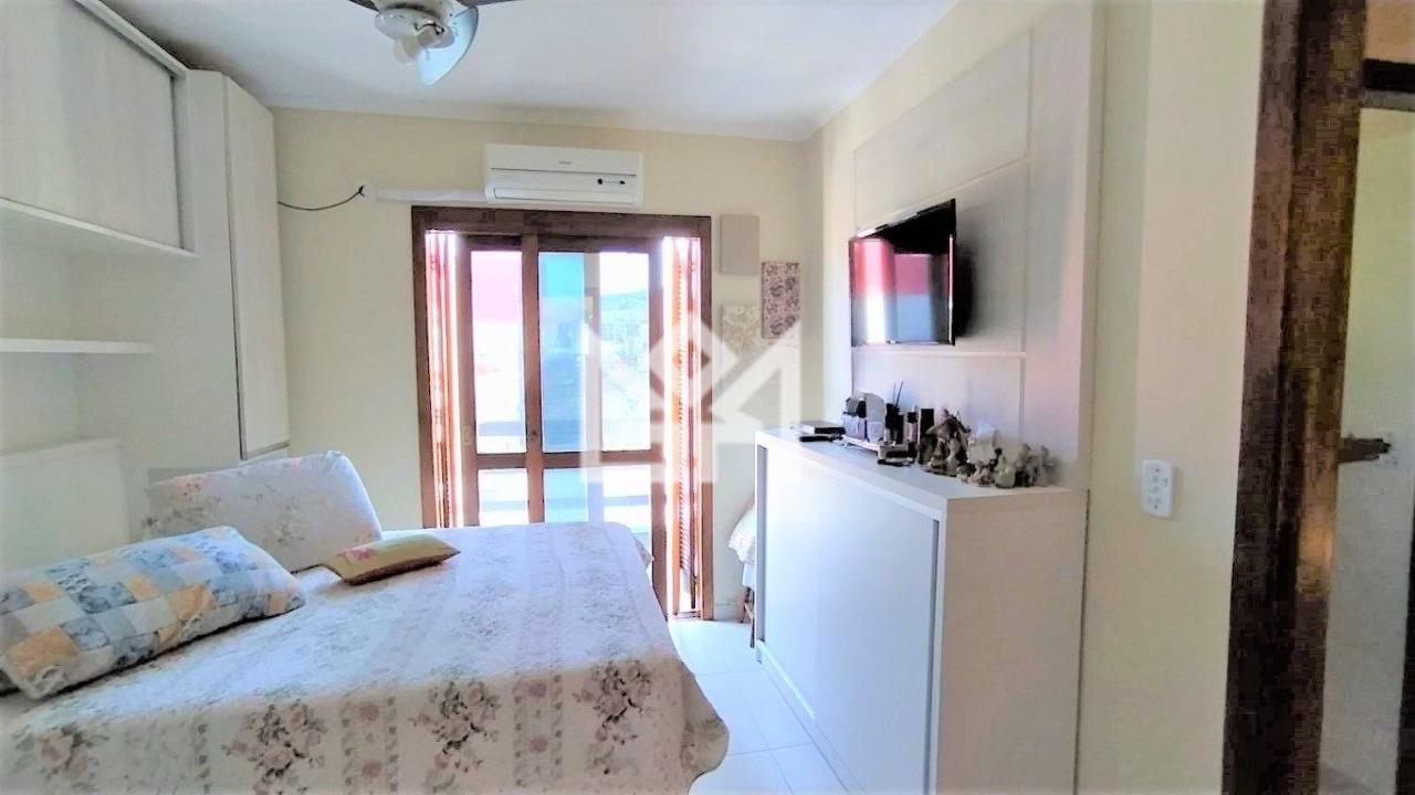 Casa com 3 quartos à venda, 181m² - Hípica - Porto Alegre: 