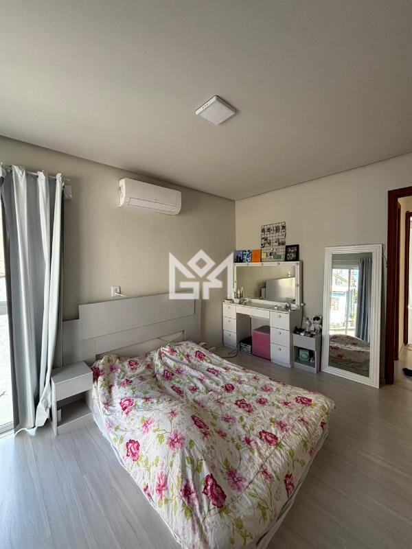 Casa com 5 quartos à venda, 295m² - Azenha - Porto Alegre: 