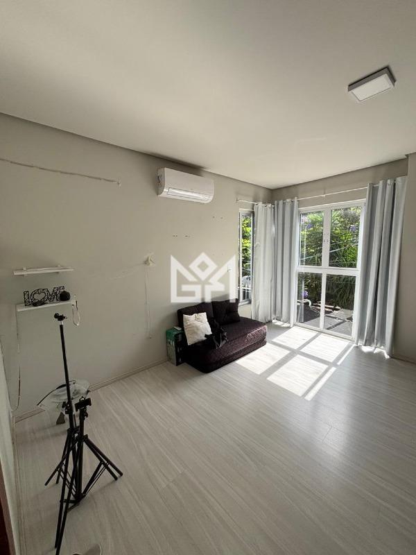 Casa com 5 quartos à venda, 295m² - Azenha - Porto Alegre: 