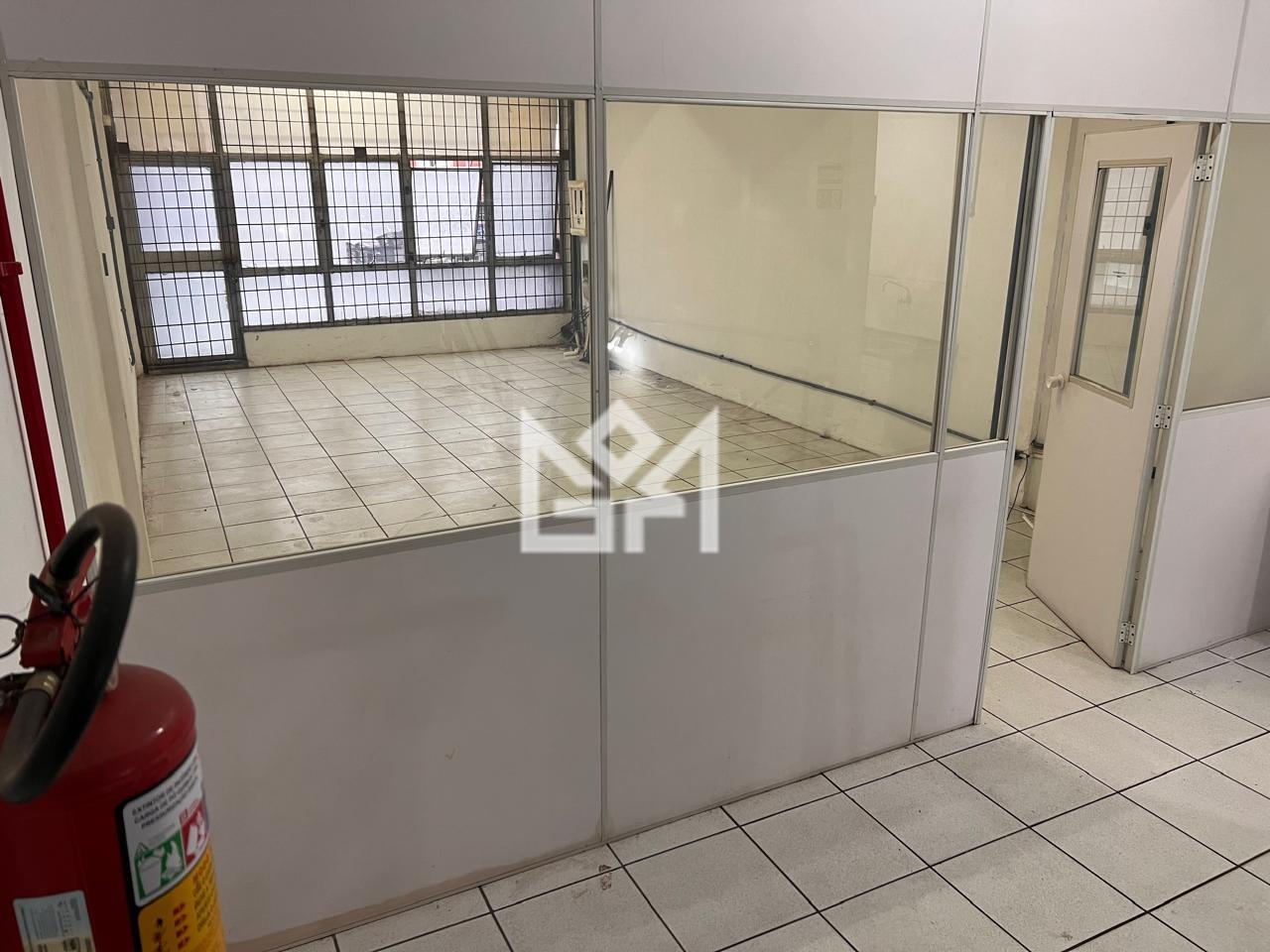 Loja com para aluguel, 201m² - Cristo Redentor - Porto Alegre: 