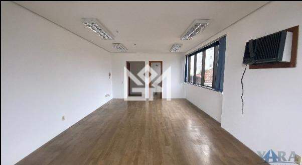 Sala/Conjunto Comercial com para aluguel, 40m² - São João - Porto Alegre: 
