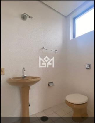 Sala/Conjunto Comercial com para aluguel, 40m² - São João - Porto Alegre: 