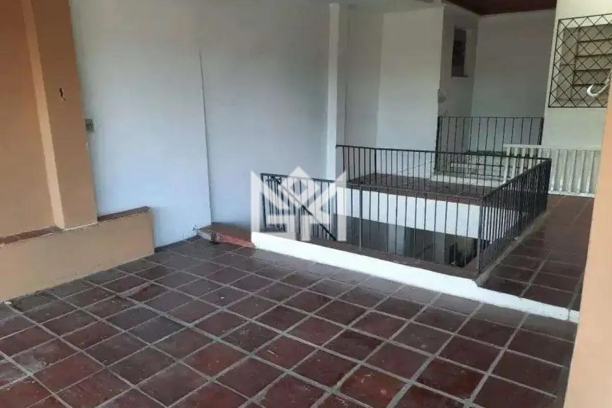 Casa com 5 quartos para aluguel, 332m² - Partenon - Porto Alegre: 