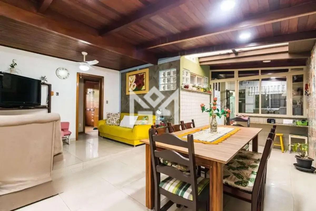 Casa com 3 quartos à venda, 278m² - Rubem Berta - Porto Alegre: 