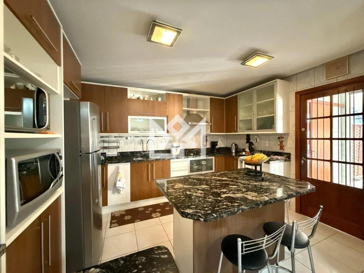 Casa com 4 quartos à venda, 266m² - Jardim Itu - Porto Alegre: 