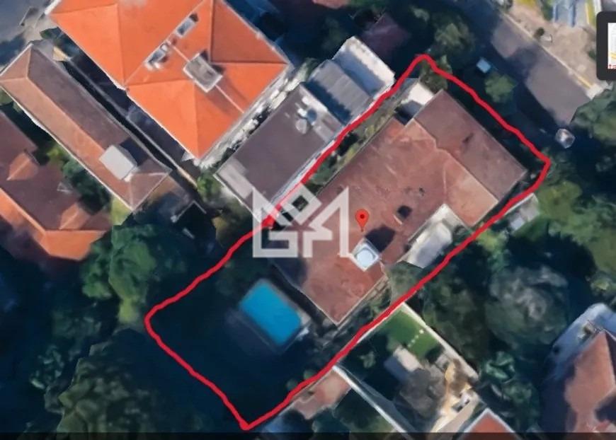 Terreno/Lote com à venda, 820m² - Rio Branco - Porto Alegre: 