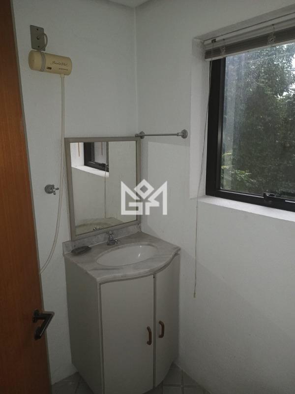 Sala/Conjunto Comercial com 1 quarto à venda, 36m² - Floresta - Porto Alegre: 