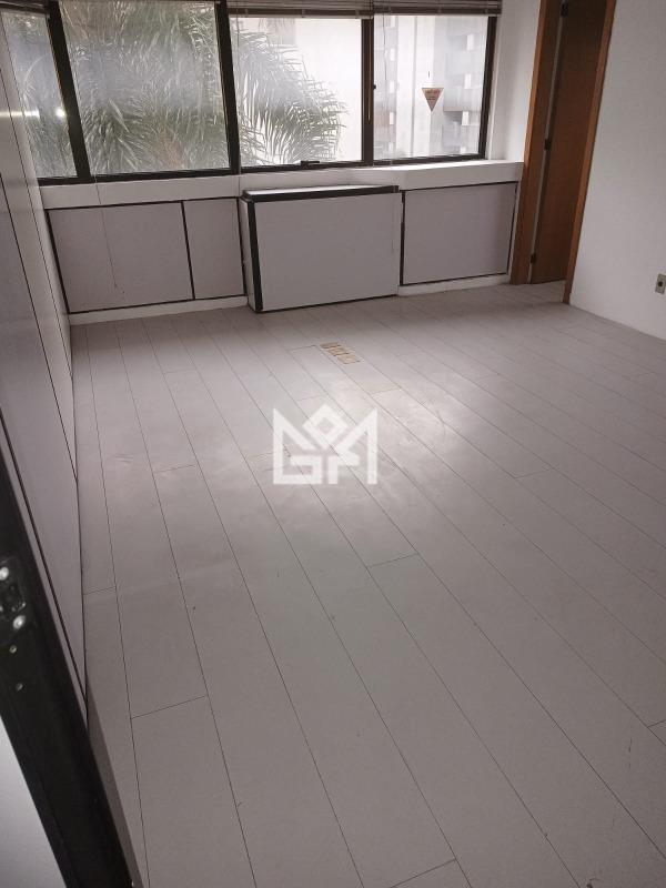 Sala/Conjunto Comercial com 1 quarto para aluguel, 36m² - Floresta - Porto Alegre: 