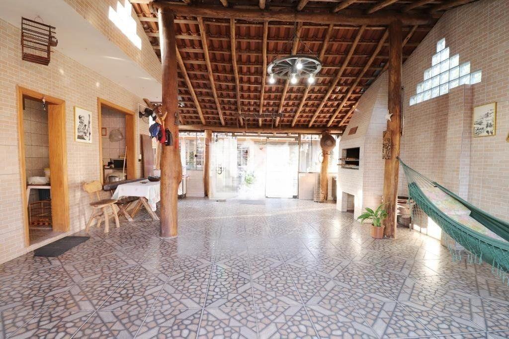 Casa com 3 quartos à venda, 317m² - Guarujá - Porto Alegre: 