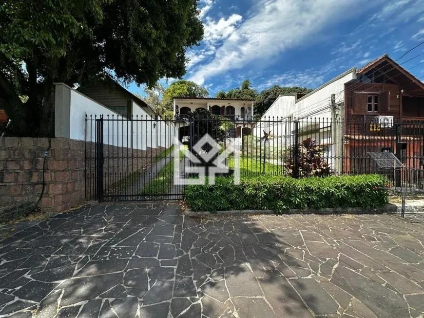 Casa com 3 quartos para aluguel, 311m² - Tristeza - Porto Alegre: 