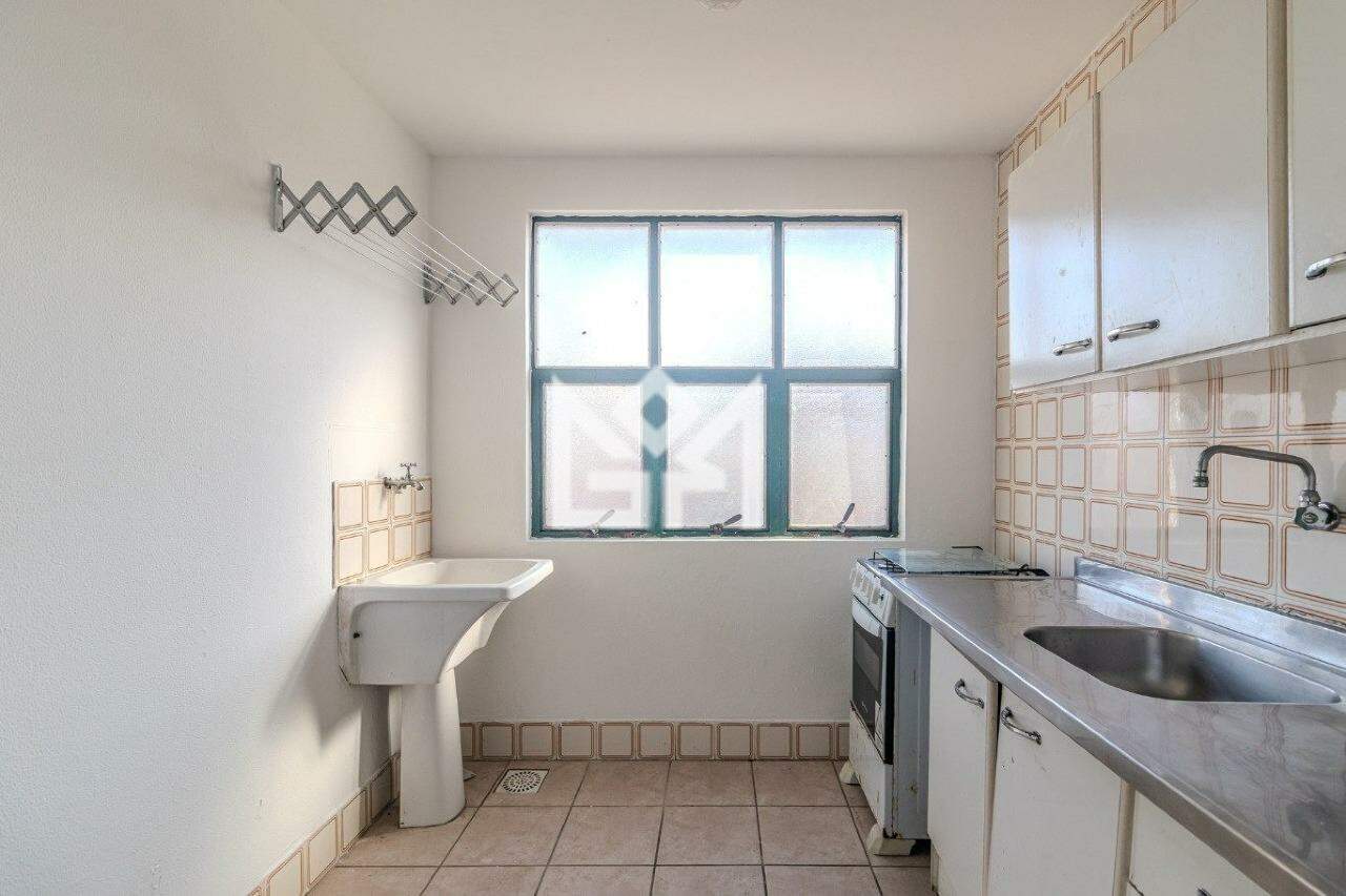 Apartamento com 1 quarto para aluguel, 41m² - Floresta - Porto Alegre: 