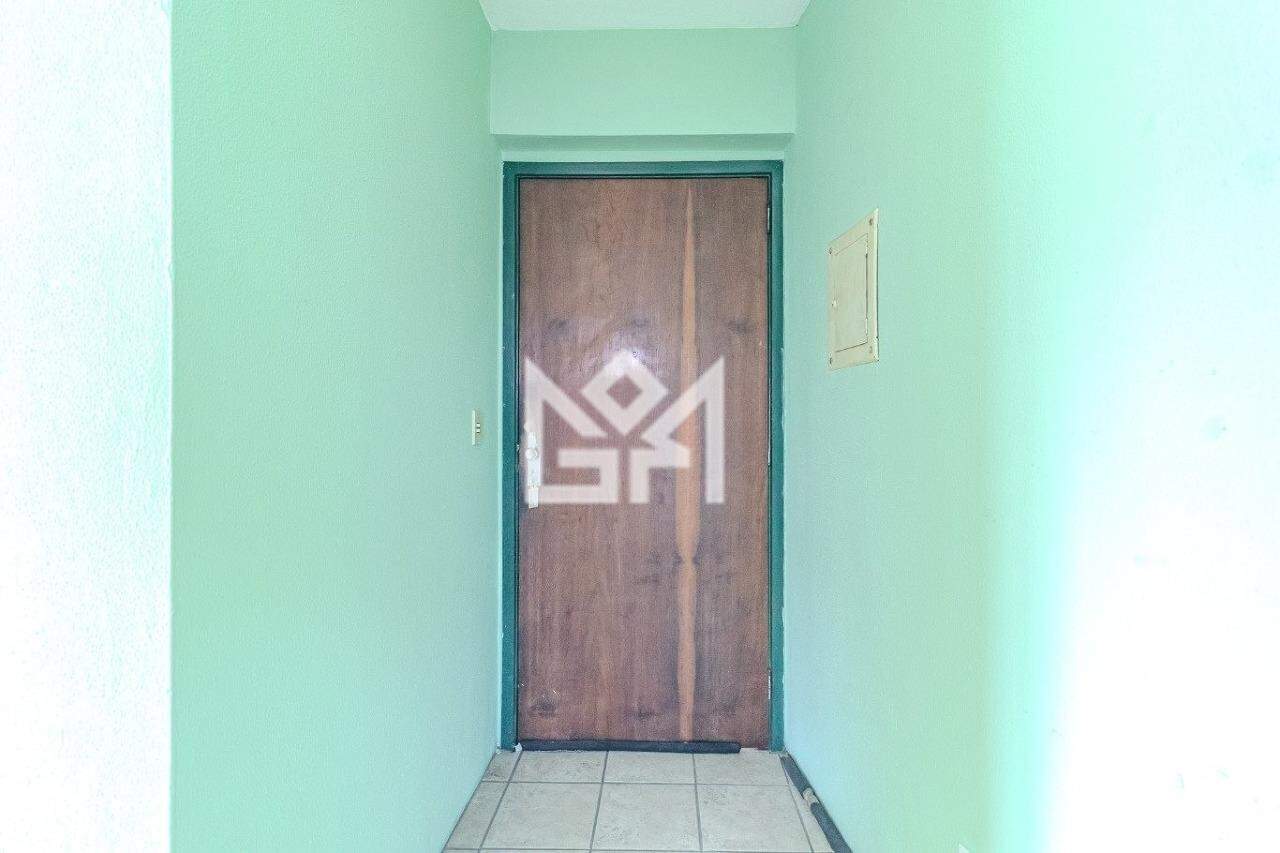 Apartamento com 1 quarto para aluguel, 41m² - Floresta - Porto Alegre: 