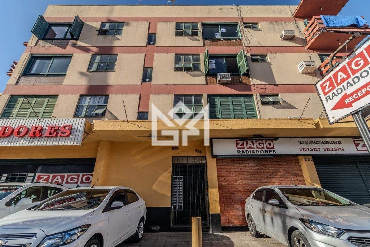 Apartamento com 1 quarto para aluguel, 41m² - Floresta - Porto Alegre: 