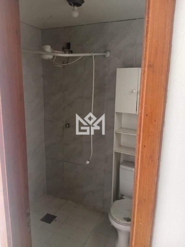 Studio/Loft/Kitnet com 1 quarto para aluguel, 70m² - Floresta - Porto Alegre: 