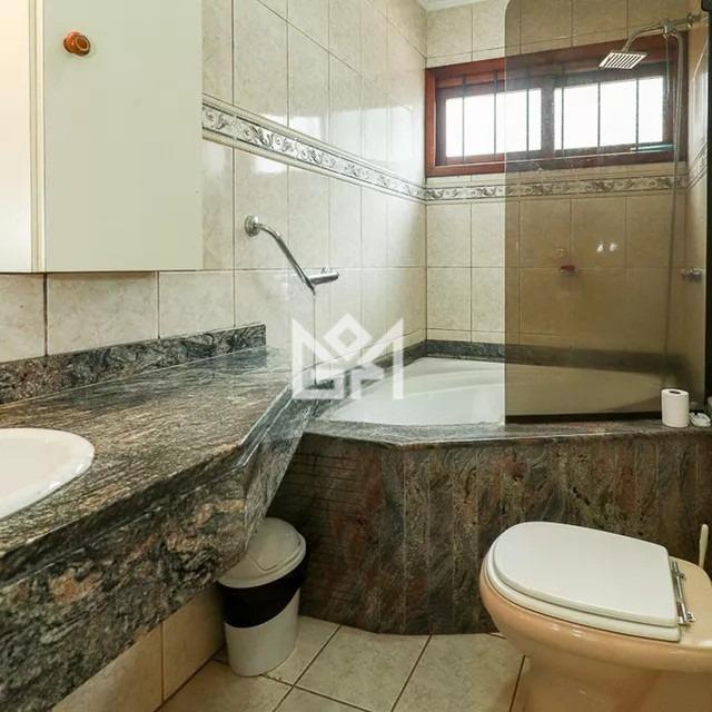 Casa com 4 quartos para aluguel, 300m² - Sarandi - Porto Alegre: 