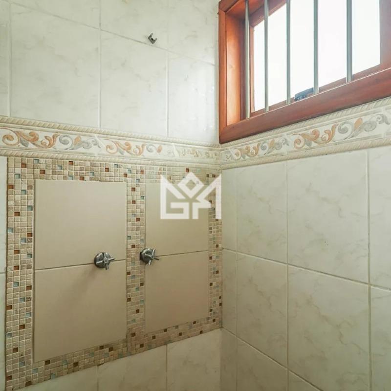 Casa com 4 quartos para aluguel, 300m² - Sarandi - Porto Alegre: 