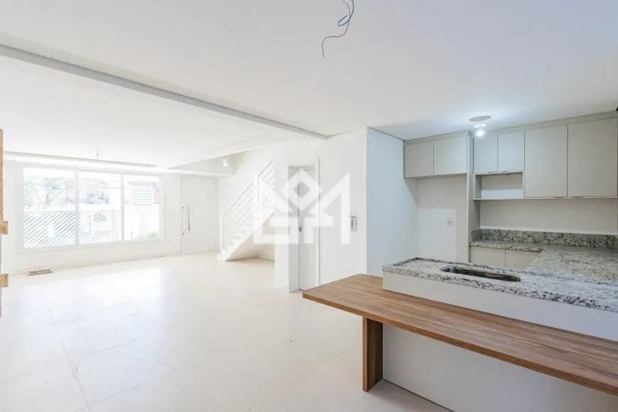 Casa com 3 quartos para aluguel, 195m² - Jardim Itu - Porto Alegre: 