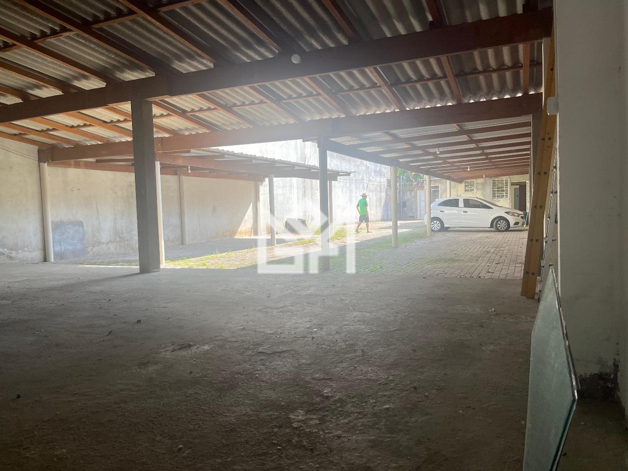 Pavilhão/Galpão/Depósito/Armazém com para aluguel, 484m² - Azenha - Porto Alegre: 