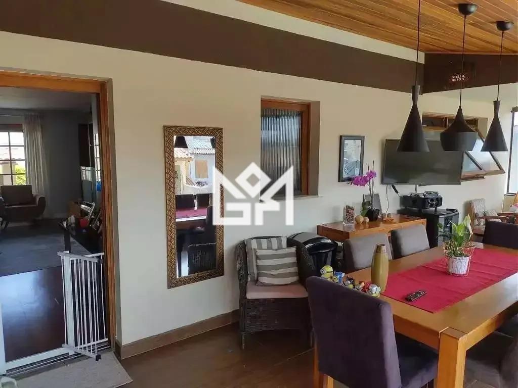 Casa com 3 quartos à venda, 350m² - Espírito Santo - Porto Alegre: 