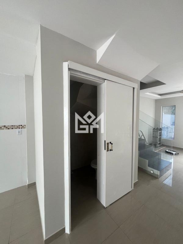 Casa com 2 quartos à venda, 67,36m² - Nova Cachoeirinha - Cachoeirinha: 